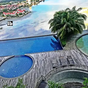 Silverscape Apartment